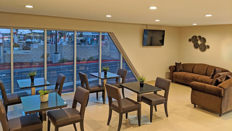 Imagen de los interiores del Hotel Epic. Foto 17