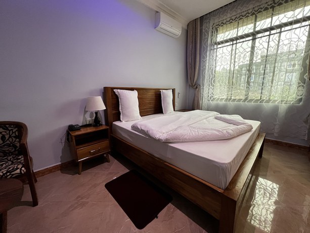 Imagen de la habitación del Hotel Epic Grand Hotel. Foto 13