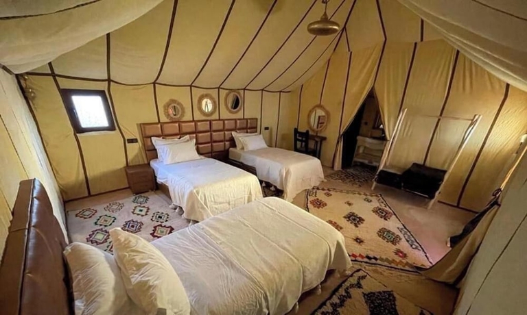Imagen de la habitación del Hotel Epic Merzouga Camp. Foto 13