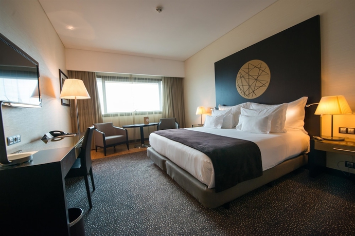 Imagen de la habitación del Hotel Epic Sana Luanda. Foto 11