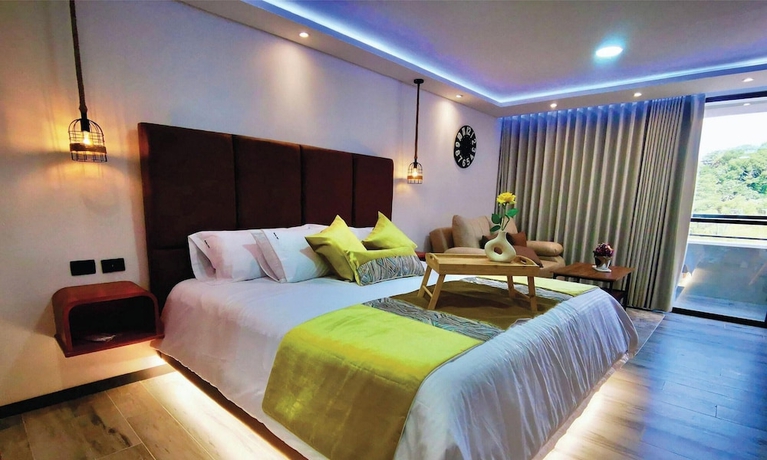 Imagen de la habitación del Hotel Epic Suite 212 Deluxe Aeropuerto. Foto 9