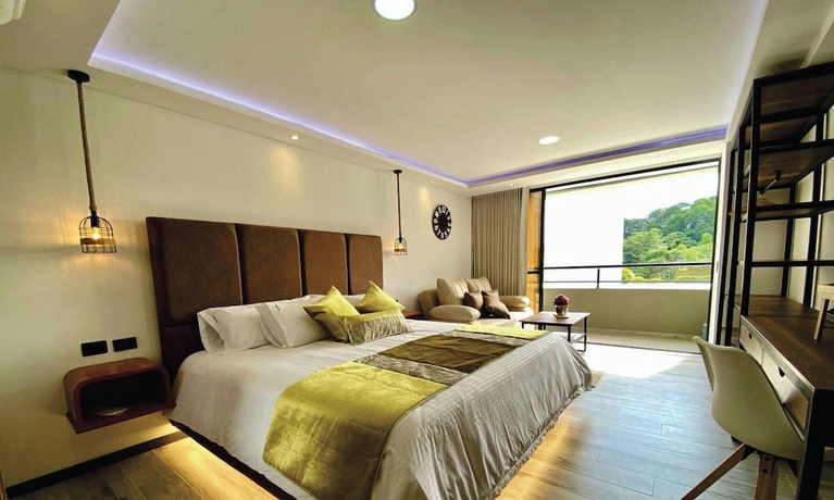 Imagen de la habitación del Hotel Epic Suite 212 Deluxe Aeropuerto. Foto 13