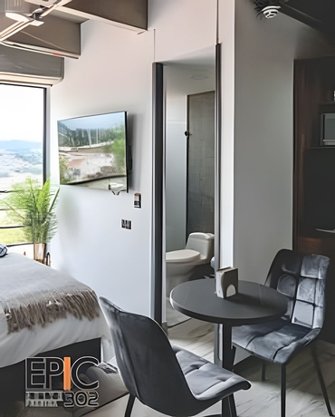 Imagen de la habitación del Hotel Epic Suite 302 Deluxe Aeropuerto. Foto 3