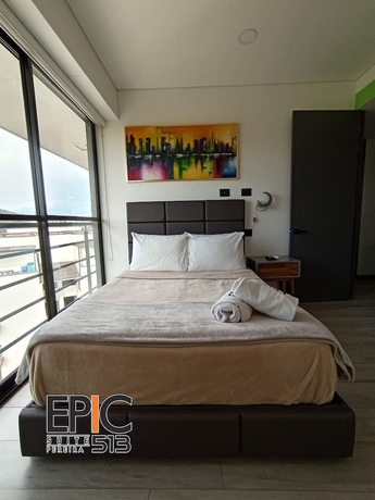 Imagen de la habitación del Hotel Epic Suite 513 Deluxe Aeropuerto. Foto 3