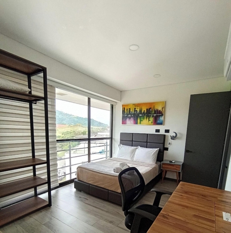 Imagen de la habitación del Hotel Epic Suite 513 Deluxe Aeropuerto. Foto 8