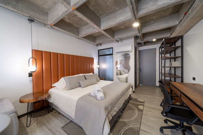 Imagen de la habitación del Hotel Epic Suites x Ahead. Foto 7