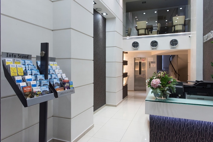 Imagen de los interiores del Hotel Epidavros. Foto 6