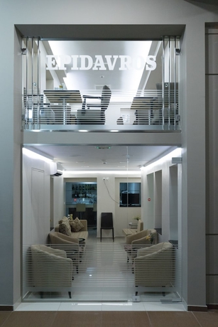 Imagen de los interiores del Hotel Epidavros. Foto 16