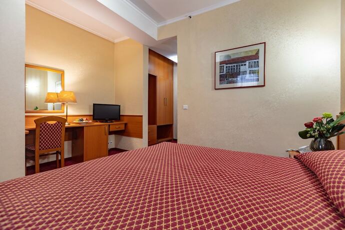 Imagen general del Hotel Epinal - Bitola. Foto 3