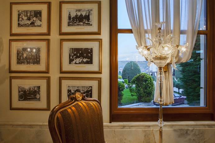 Imagen de los interiores del Hotel Epirus Palace Congress and Spa. Foto 10
