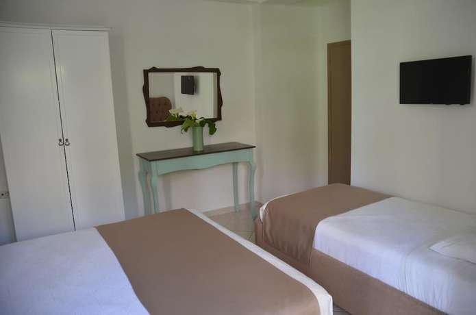 Imagen de la habitación del Hotel Epirus, Sarande. Foto 10