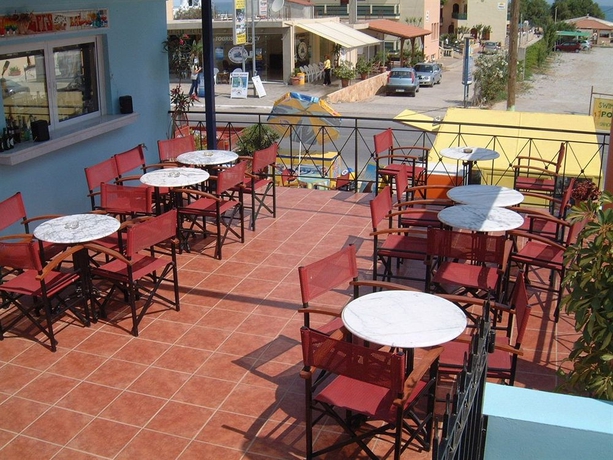 Imagen del bar/restaurante del Hotel Epis. Foto 3