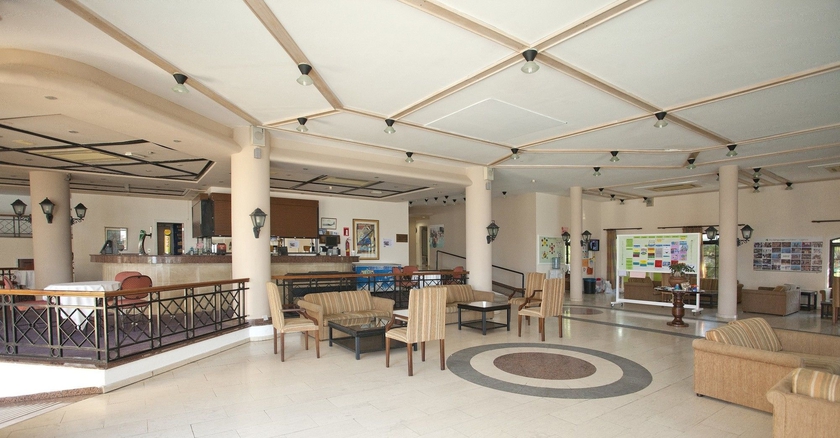 Imagen de los interiores del Hotel Episkopiana. Foto 12