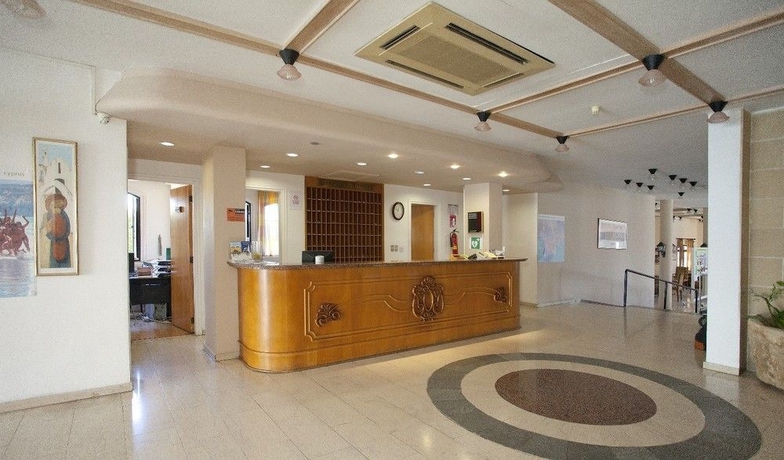 Imagen de los interiores del Hotel Episkopiana. Foto 14