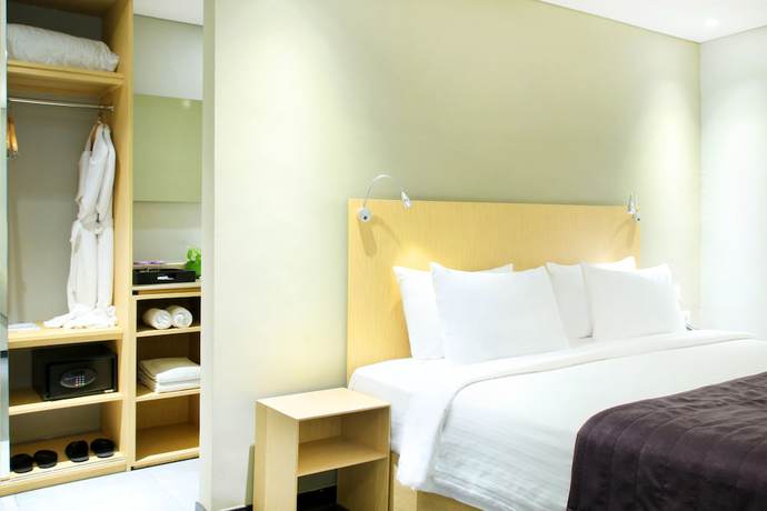 Imagen de la habitación del Hotel Episode Kuta Bali. Foto 6