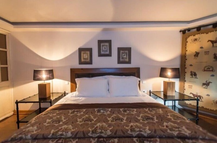 Imagen general del Hotel Epoches Luxury Suites. Foto 3