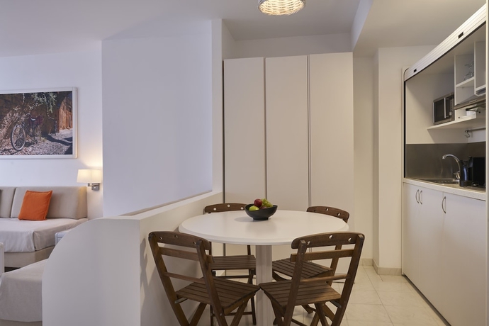 Imagen de la habitación del Hotel Epsilon Apartments, Faliraki. Foto 11