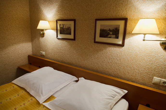 Imagen de la habitación del Hotel Equator, Samara. Foto 6