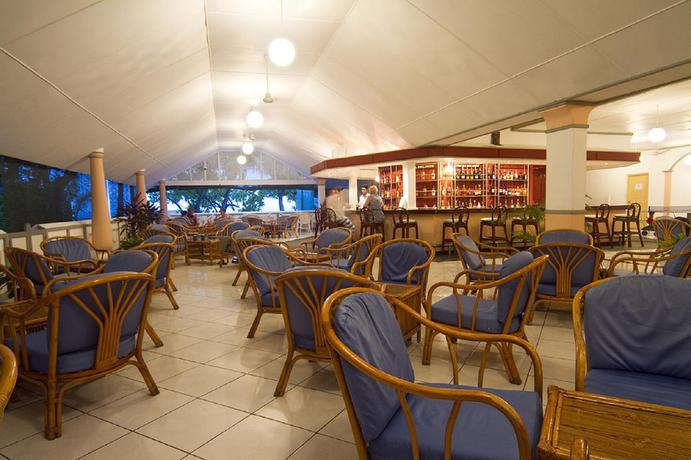 Imagen general del Hotel Equator Village. Foto 9