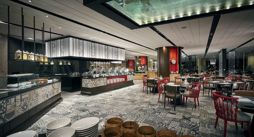 Imagen del bar/restaurante del Hotel Equatorial Penang. Foto 5