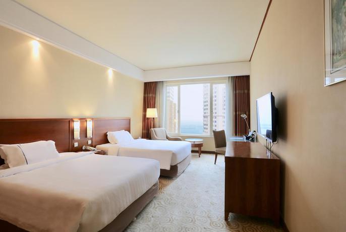 Imagen general del Hotel Equatorial Qingdao. Foto 1