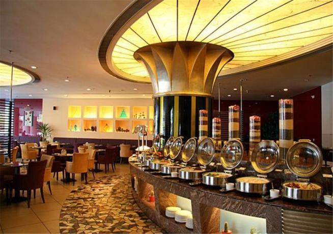 Imagen general del Hotel Equatorial Qingdao. Foto 6