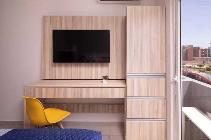 Imagen de la habitación del Hotel Equipetrol Suites Apart. Foto 3