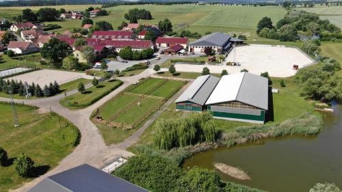 Imagen general del Hotel Equitana Resort. Foto 3