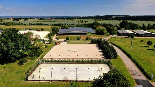 Imagen general del Hotel Equitana Resort. Foto 4