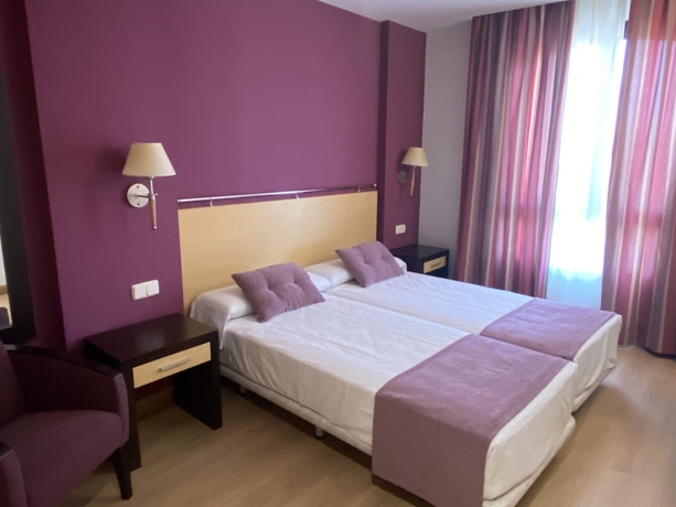 Imagen de la habitación del Hotel Equo Aranjuez. Foto 5