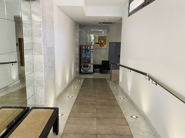 Imagen de la habitación del Hotel Equo Aranjuez. Foto 12