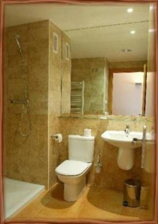 Imagen de la habitación del Hotel Era Conte. Foto 4