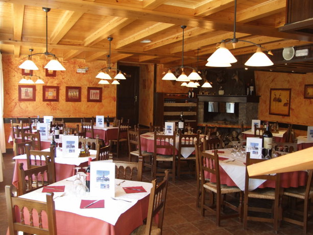 Imagen del bar/restaurante del Hotel Era Cuma. Foto 3