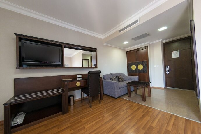 Imagen de la habitación del Hotel Era Palace. Foto 16