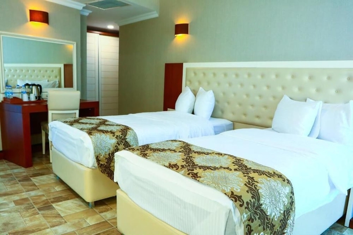 Imagen de la habitación del Hotel Era Palace Gonio. Foto 13