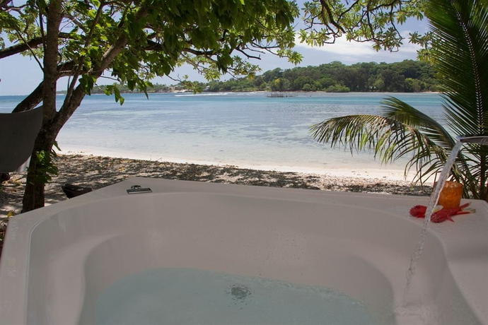 Imagen de los exteriores del Hotel Erakor Island Resort and Spa. Foto 10