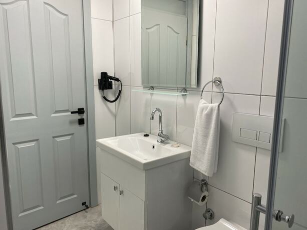 Imagen general del Hotel Eraliz. Foto 10