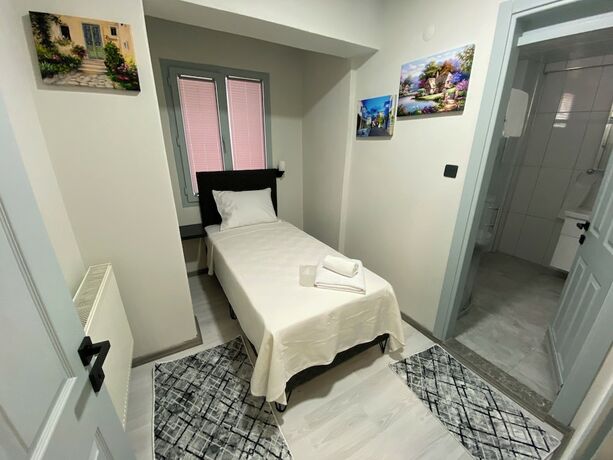 Imagen general del Hotel Eraliz. Foto 11