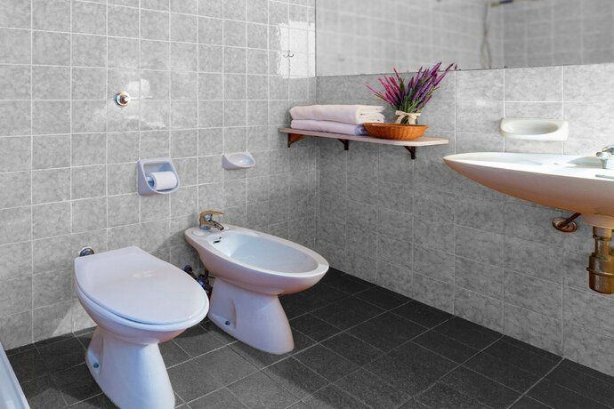 Imagen de la habitación del Hotel Eraora Village. Foto 19