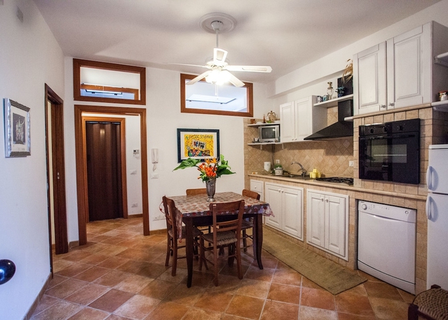 Imagen de la habitación del Hotel Erasippe Residence. Foto 10