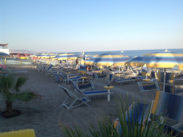 Imagen de los interiores del Hotel Erasippe Residence. Foto 19