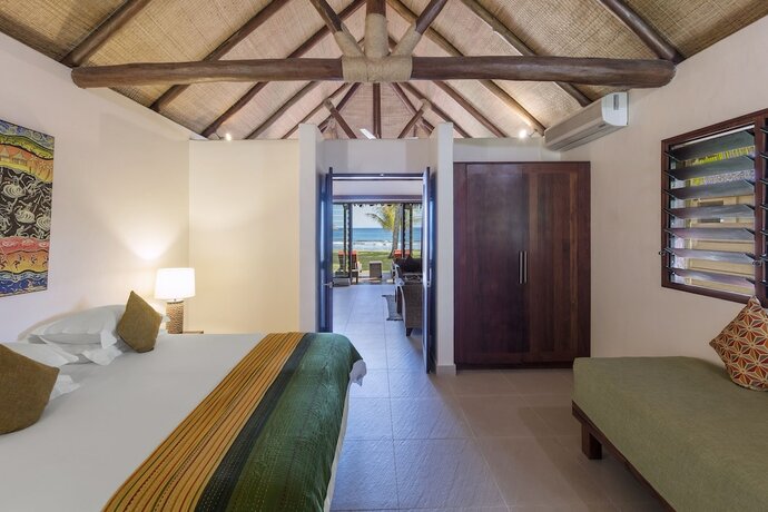 Imagen de la habitación del Hotel Eratap Beach Resort. Foto 17