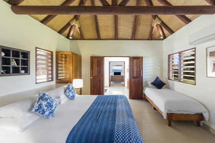 Imagen general del Hotel Eratap Beach Resort. Foto 8