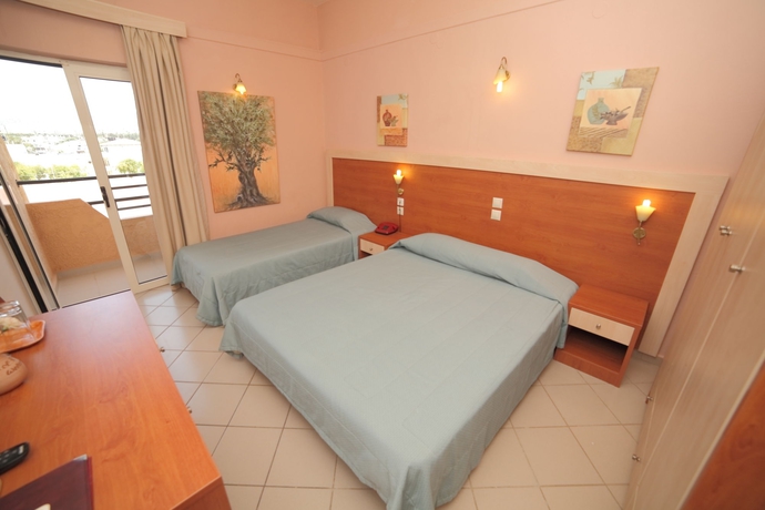 Imagen de la habitación del Hotel Erato, Gournes. Foto 10