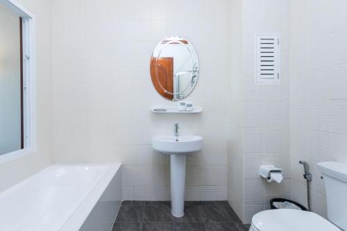 Imagen de la habitación del Hotel Erawan. Foto 6