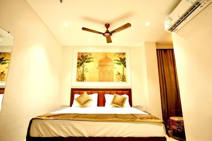 Imagen de la habitación del Hotel Eraya. Foto 3