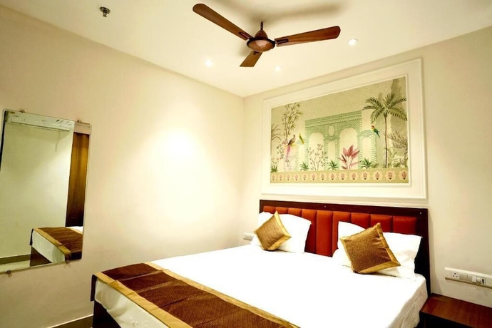 Imagen de la habitación del Hotel Eraya. Foto 5