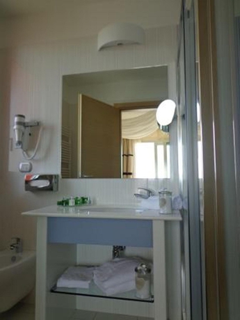 Imagen de la habitación del Hotel Erbavoglio. Foto 2