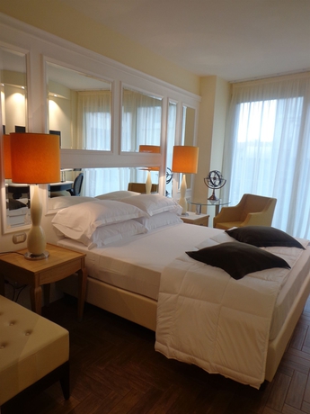 Imagen de la habitación del Hotel Erbavoglio. Foto 5