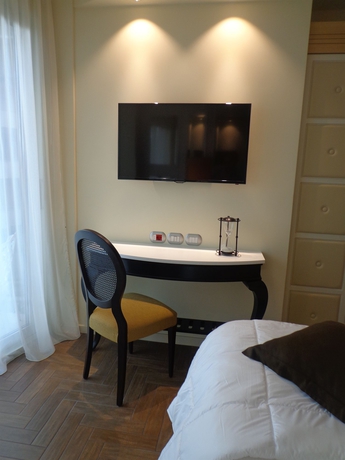 Imagen de la habitación del Hotel Erbavoglio. Foto 11